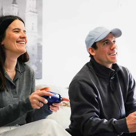 Casa Jesus | Ps5 | Juegos Ninos | Wifi | 6 Pax شقة سرقسطة