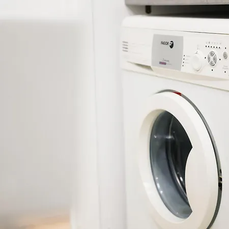 Casa Jesus | Ps5 | Juegos Ninos | Wifi | 6 Pax شقة سرقسطة