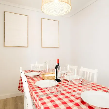 Casa Jesús Ps5 Juegos Niños Wifi 6 Pax Apartamento Zaragoza